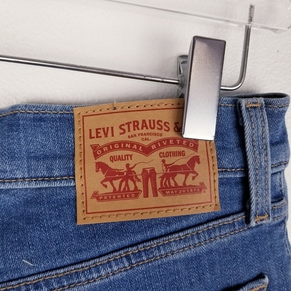 Levi's Distressed High Rise Raw Edge Denim Jean Shorts - Picture 5 of 7